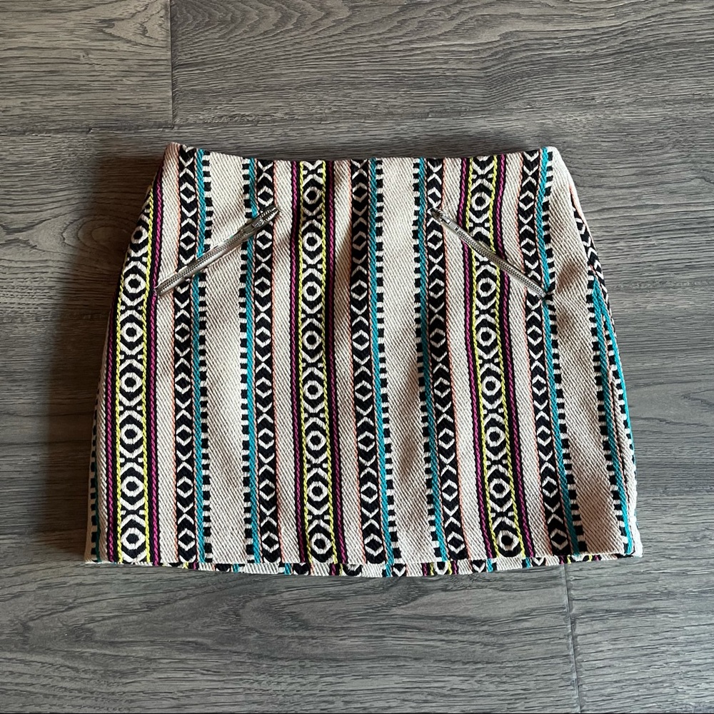 H&M Divided Tribal Aztec Tweed Mini Skirt Size 8